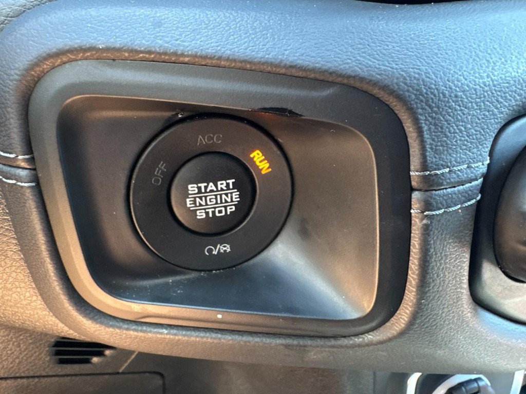 Used 2024 Jeep Wrangler Unlimited Rubicon AWD/4WD image 21