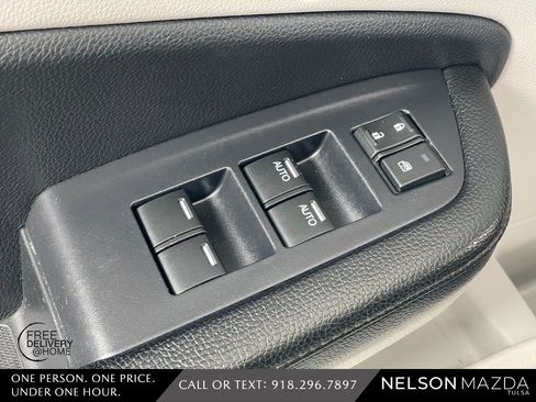Used 2019 Honda Pilot Touring image 18