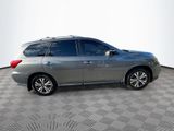Used 2018 Nissan Pathfinder S image 4