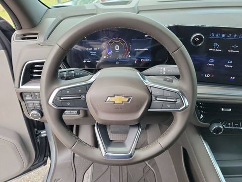 New 2026 Chevrolet Suburban LS AWD/4WD image 27