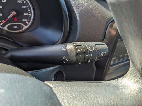 Used 2021 Jeep Renegade Sport image 35