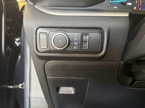 Used 2021 Ford Explorer XLT w/ Equipment Group 202A AWD/4WD image 15