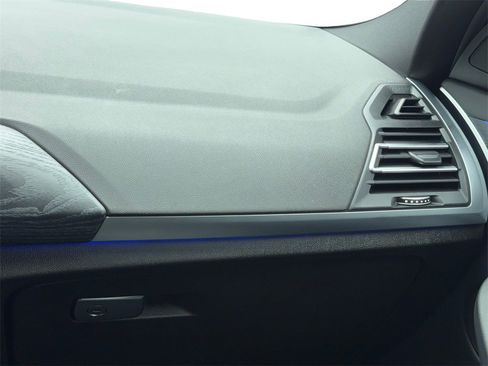 Used 2025 BMW X4 xDrive30i image 20