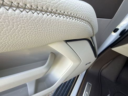 Used 2023 GMC Yukon Denali AWD/4WD image 31