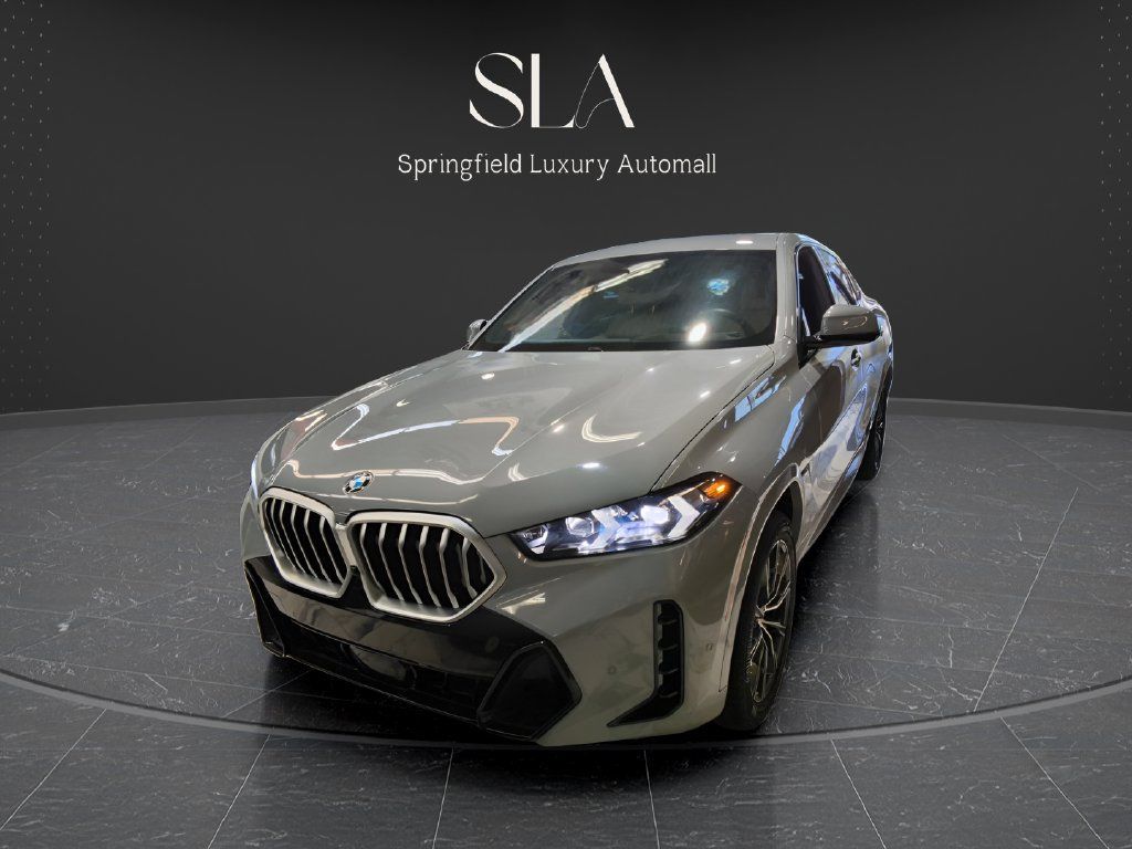 Used 2026 BMW X6 xDrive40i AWD/4WD image 3