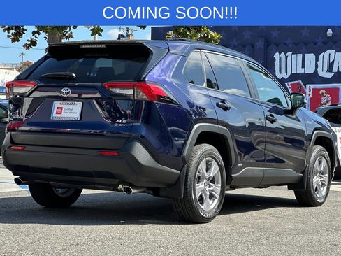 Certified 2025 Toyota RAV4 XLE AWD/4WD image 4