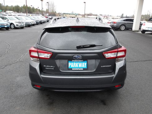 Used 2018 Subaru Impreza 2.0i Premium w/ Eyesight & BSD & Rcta image 4