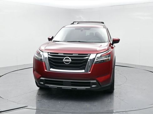 Used 2022 Nissan Pathfinder SV image 22