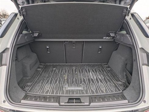 Used 2026 Land Rover Range Rover Evoque S image 16