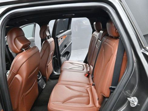Used 2019 Lincoln Nautilus Reserve AWD/4WD image 30