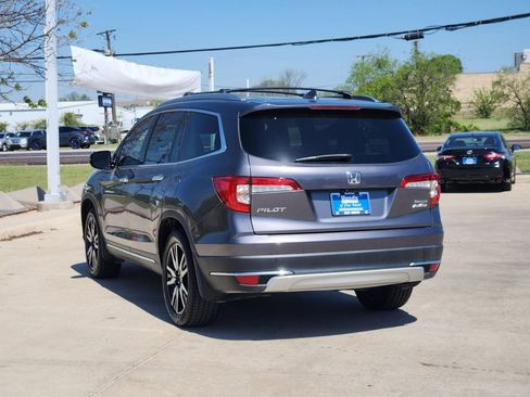 Used 2021 Honda Pilot Touring image 7