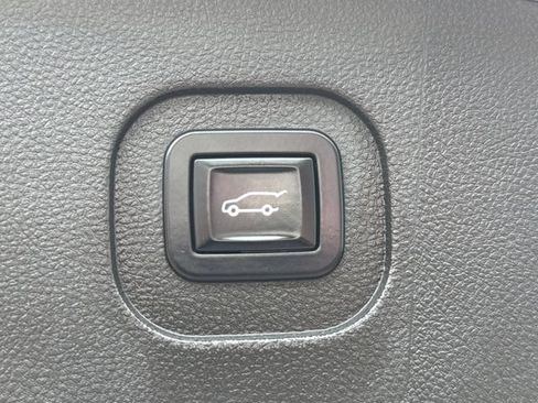 Used 2012 GMC Terrain SLT FWD image 19