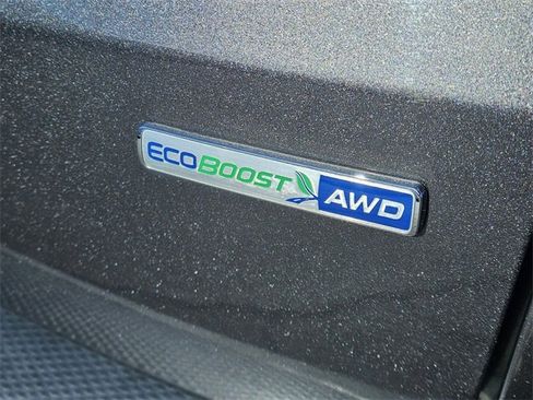 Used 2020 Ford Escape SE image 14