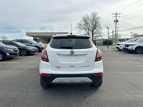 Used 2018 Buick Encore Essence image 4