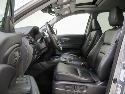 Certified 2023 Honda Ridgeline RTL image 24