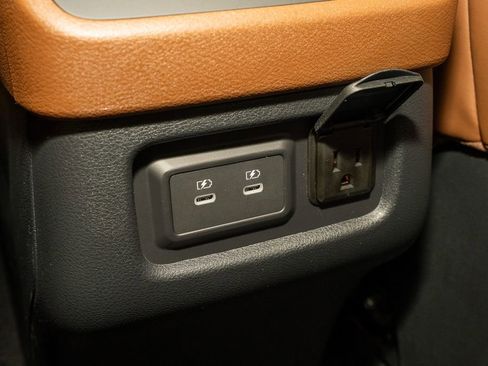 New 2026 Nissan Pathfinder Platinum image 10