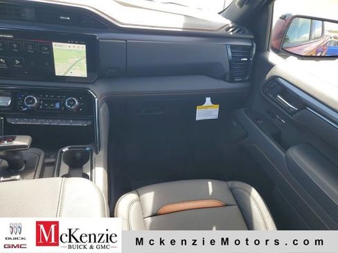 New 2026 GMC Sierra 1500 AT4 w/ AT4 Premium Package AWD/4WD image 27