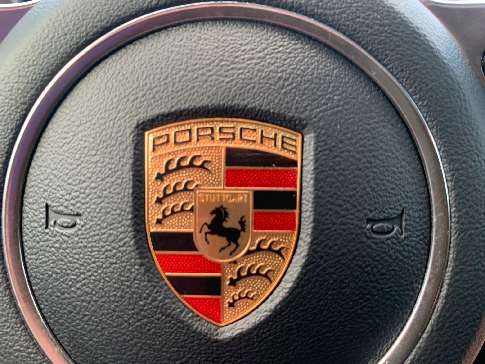 Used 2019 Porsche Macan AWD/4WD image 18