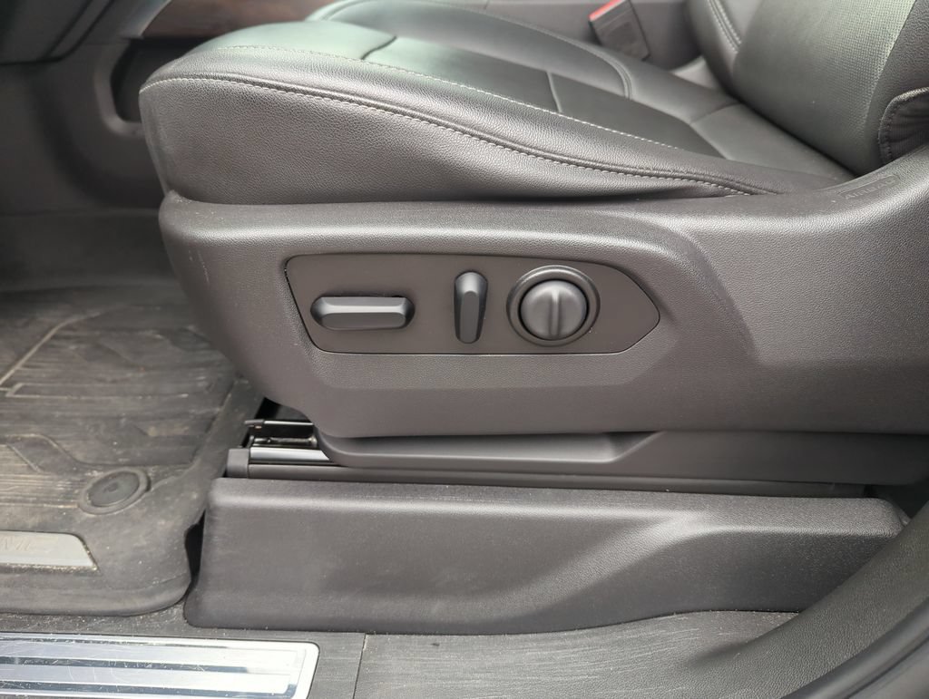 Used 2021 GMC Sierra 1500 SLT RWD image 12