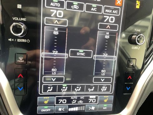 Used 2024 Subaru Outback Limited image 12