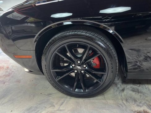 Used 2018 Dodge Challenger SXT Plus RWD image 27