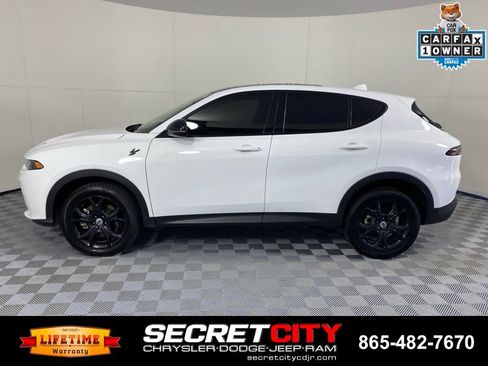 Used 2023 Dodge Hornet GT Plus w/ GT Blacktop Package AWD/4WD image 4
