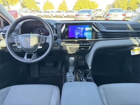 Used 2026 Toyota Camry LE w/ Convenience Package image 17