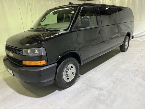 Certified 2025 Chevrolet Express 3500 LS image 6