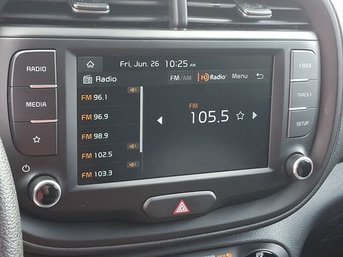 Certified 2025 Kia Soul LX w/ LX Technology Package FWD image 16