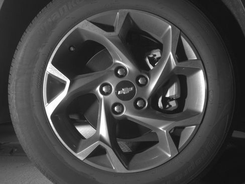 Used 2025 Chevrolet Trax LT image 13