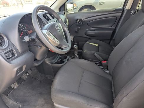 Used 2016 Nissan Versa S FWD image 23