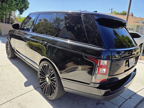 Used 2017 Land Rover Range Rover HSE AWD/4WD image 3