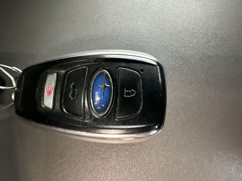 Used 2024 Subaru Crosstrek 2.0i Premium AWD/4WD image 28