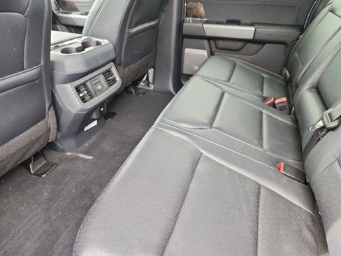 Used 2026 Ford F250 Lariat w/ Black Appearance Package AWD/4WD image 13