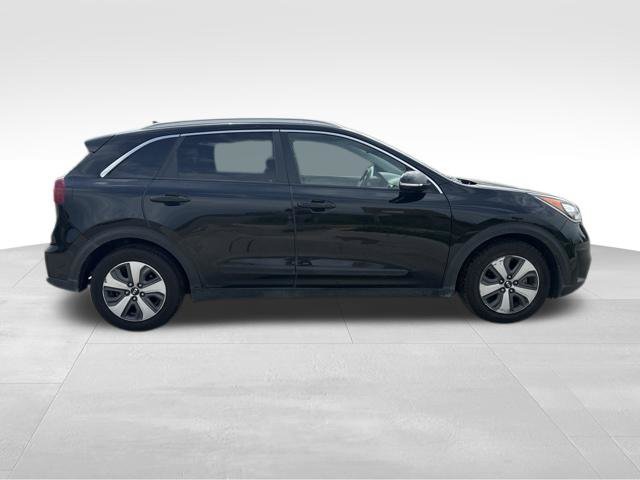 Used 2018 Kia Niro EX FWD image 3