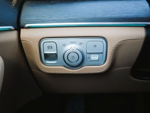 New 2026 Mercedes-Benz GLE 350 4MATIC image 17