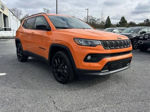 New 2026 Jeep Compass Latitude AWD/4WD image 5