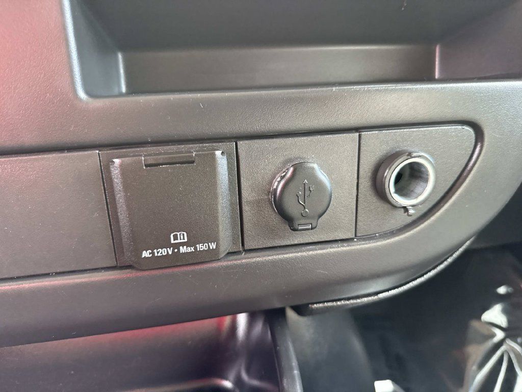 Used 2016 Chevrolet Express 3500 LT w/ LT Preferred Equipment Group RWD image 27