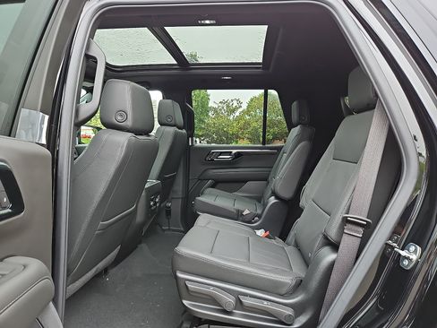 New 2026 Chevrolet Tahoe Z71 w/ Comfort Package AWD/4WD image 5
