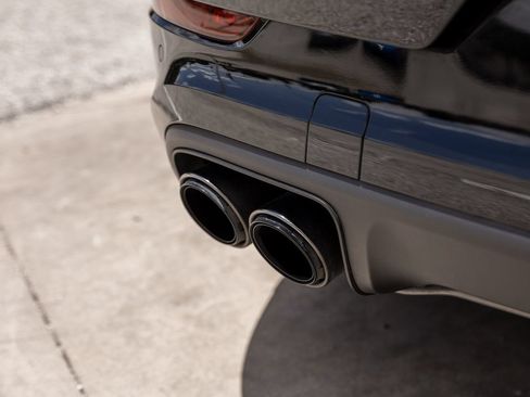 Used 2025 Porsche Cayenne Turbo AWD/4WD image 12