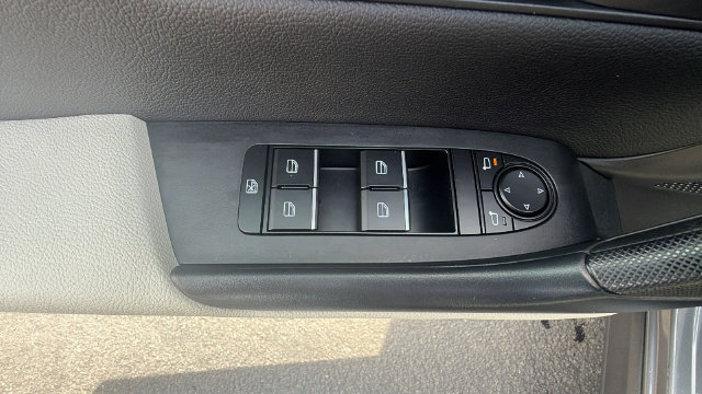 Certified 2026 MAZDA CX-50 AWD 2.5 S w/ Premium Package image 19