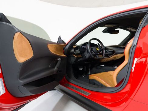 Used 2022 Ferrari SF90 Stradale image 22