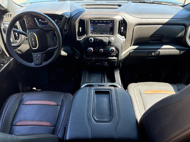 Used 2022 GMC Sierra 2500 AT4 w/ AT4 Premium Plus Package AWD/4WD image 19