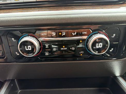 Used 2025 GMC Sierra 1500 Elevation w/ Elevation Premium Package AWD/4WD image 34