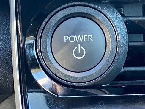 Certified 2024 Toyota bZ4X XLE image 33