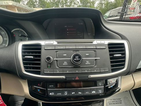 Used 2016 Honda Accord LX image 13