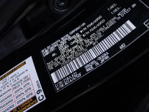 Used 2018 Toyota 4Runner Limited AWD/4WD image 70