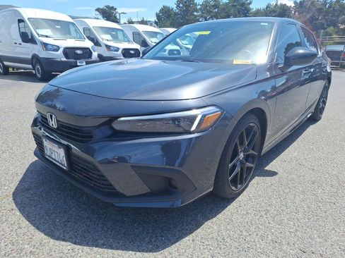 Used 2024 Honda Civic Sport image 3