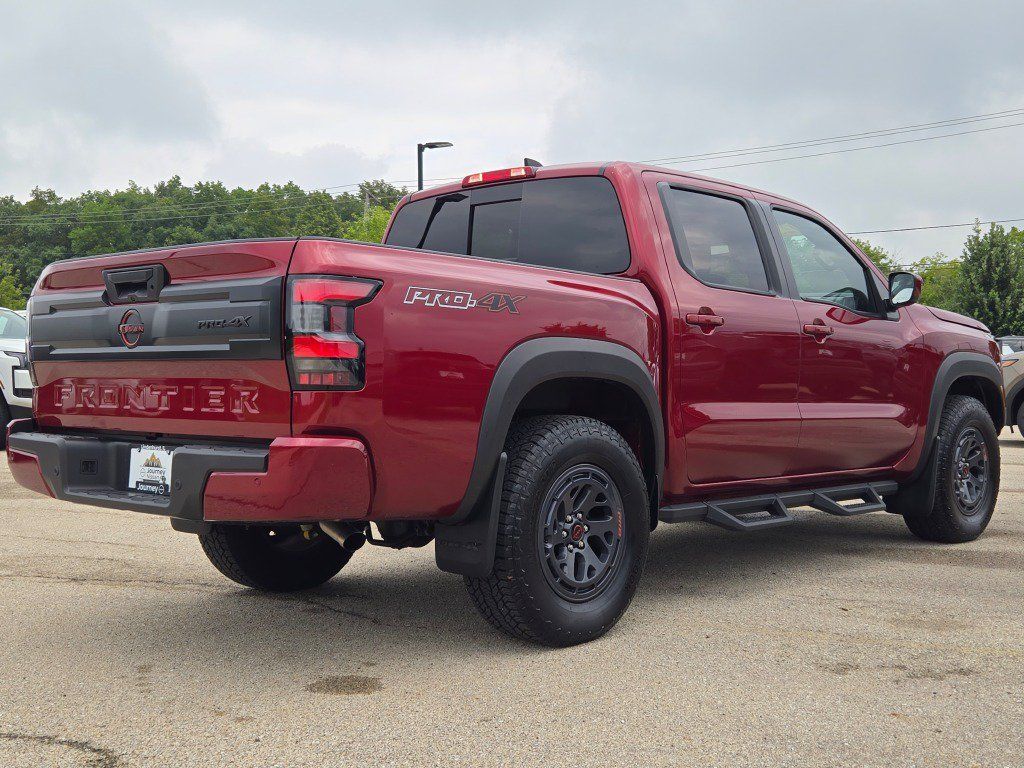 Used 2025 Nissan Frontier PRO-4X AWD/4WD image 15