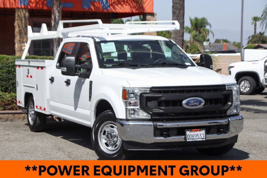 Used 2022 Ford F250 XL w/ Power Equipment Group RWD image 2